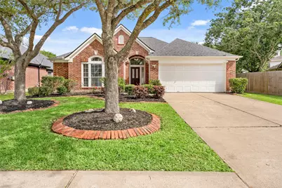 4312 Running Pine Drive, League City, TX 77573 - Photo 3