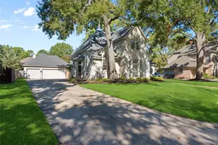 1807 Mountain Aspen Ln, Kingwood, TX 77345 - Photo 3