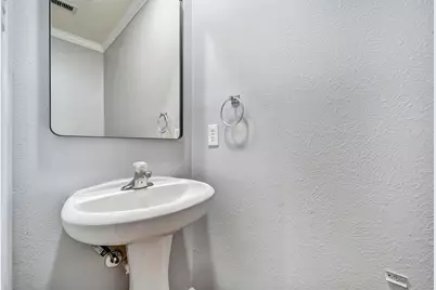 22250 Queenbury Hills Drive, Houston, TX 77073 - Photo 17