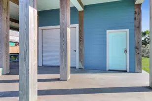 2570 Hwy 87, Crystal Beach, TX 77650 - Photo 9