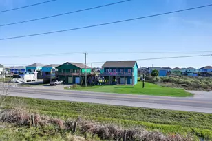 2570 Hwy 87, Crystal Beach, TX 77650 - Photo 5