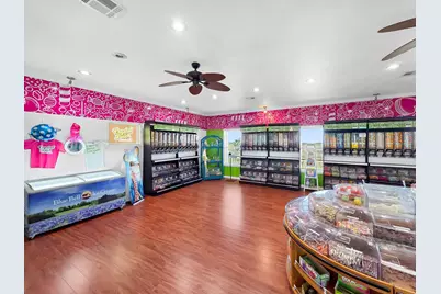 2570 Highway 87, Crystal Beach, TX 77650 - Photo 17