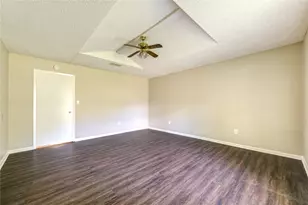 212 Quaker Dr, Friendswood, TX 77546 - Photo 15