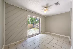 212 Quaker Dr, Friendswood, TX 77546 - Photo 7