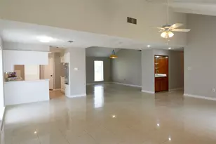 10127 Sagegate Dr, Houston, TX 77089 - Photo 7