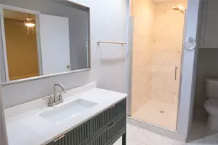 10127 Sagegate Dr, Houston, TX 77089 - Photo 13