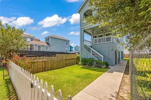 2811 Sealy St, Galveston, TX 77550 - Photo 3