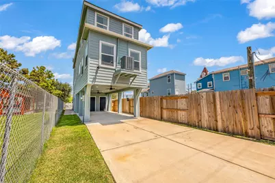 2811 Sealy Street, Galveston, TX 77550 - Photo 9