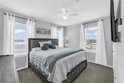 2811 Sealy Street, Galveston, TX 77550 - Photo 25