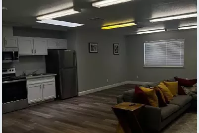 300 Myer Dr, Other, CA 93610 - Photo 5