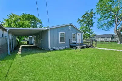 6905 Speaker Street, Hitchcock, TX 77563 - Photo 1