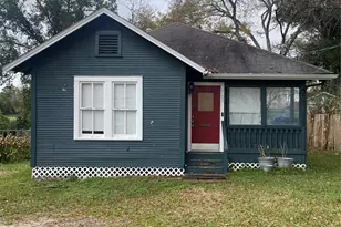 707 Avenue J, Huntsville, TX 77320 - Photo 1