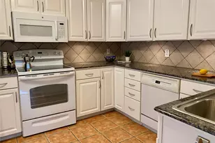 2478 Bering Dr, Houston, TX 77057 - Photo 15