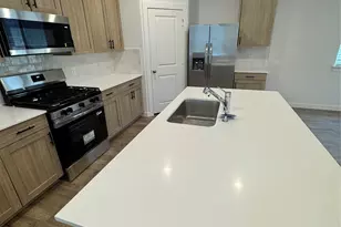 1939 Olivos, Missouri City, TX 77459 - Photo 5