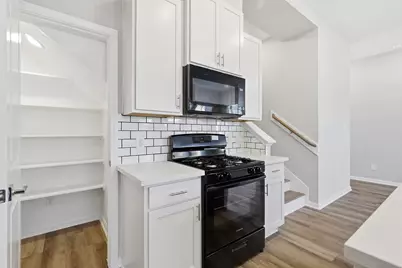 204 Clark Meadows Lane, Houston, TX 77076 - Photo 7