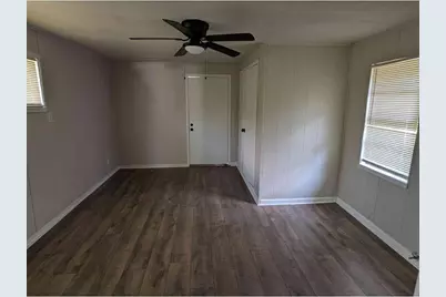 5207 Rue Street, Houston, TX 77033 - Photo 9