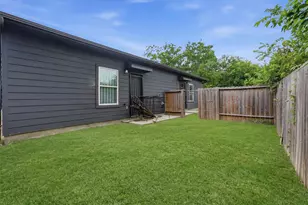 319 N Carolina St, Houston, TX 77029 - Photo 17