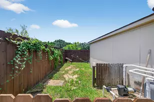 9906 Sageglow Dr, Houston, TX 77089 - Photo 33