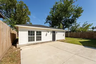 729 Caperton St, Houston, TX 77022 - Photo 27