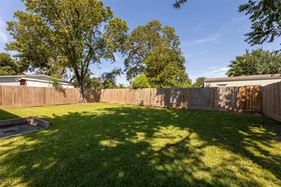 729 Caperton Street, Houston, TX 77022 - Photo 41