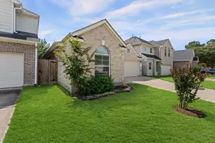 15814 Collinsville Dr, Tomball, TX 77377 - Photo 3