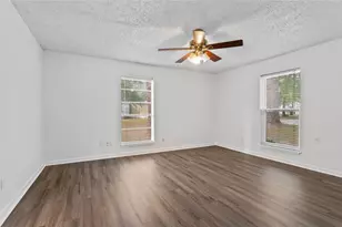 402 Placid Lake Ln, Magnolia, TX 77354 - Photo 23