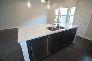 11917 Oakmont Valley Trace, Houston, TX 77051 - Photo 17