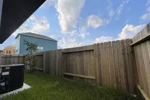 11917 Oakmont Valley Trace, Houston, TX 77051 - Photo 29