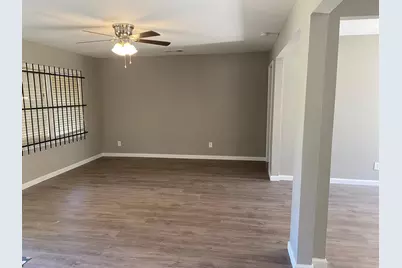 5962 Southwind Street, Houston, TX 77033 - Photo 3