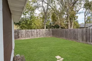 511 S Winfree St, Dayton, TX 77535 - Photo 31