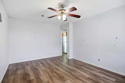 4211 Hartsville Road, Houston, TX 77047 - Photo 11