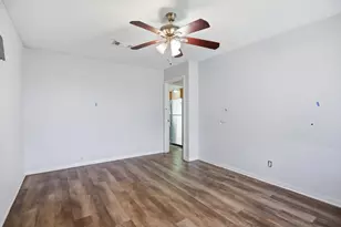 4211 Hartsville Rd, Houston, TX 77047 - Photo 11