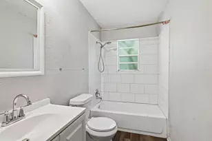 4211 Hartsville Rd, Houston, TX 77047 - Photo 15