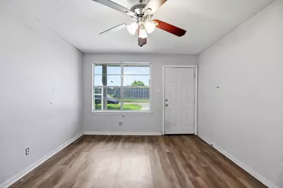 4211 Hartsville Road, Houston, TX 77047 - Photo 7