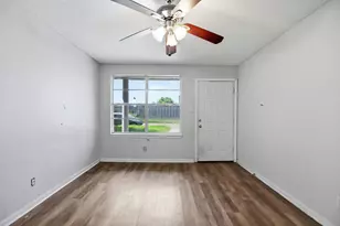 4211 Hartsville Rd, Houston, TX 77047 - Photo 7