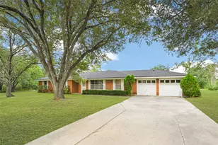 301 Hill St, Prairie View, TX 77445 - Photo 1