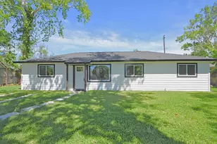 10910 Fullerton Dr, Houston, TX 77043 - Photo 1