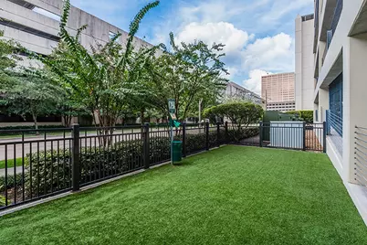 2801 Water Wall Drive #B1, Houston, TX 77056 - Photo 3
