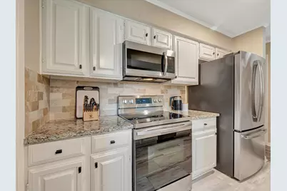 16570 Space Center Boulevard, Houston, TX 77058 - Photo 15