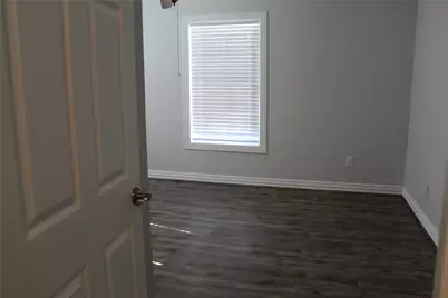 2914 Pitzlin Street, Houston, TX 77023 - Photo 9