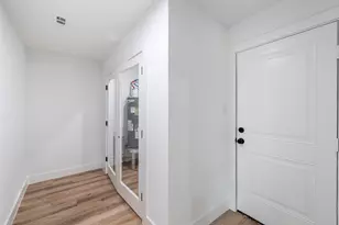 8658 Sonneville Dr, Houston, TX 77080 - Photo 11