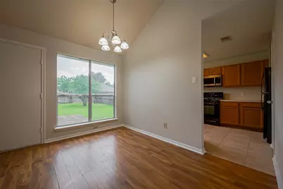 3007 Cloverdale, League City, TX 77573 - Photo 5