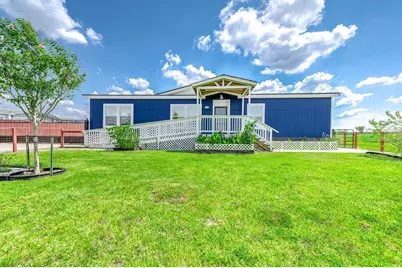 302 Pino Avenue, Alvin, TX 77511 - Photo 1