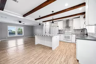 302 Pino Ave, Alvin, TX 77511 - Photo 17