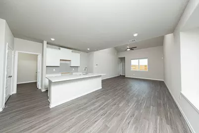 2019 Emerald Lake Trail, Dayton, TX 77535 - Photo 5