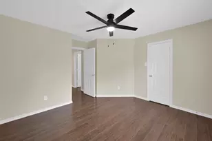 122 N N Camelia Grove Circle, The Woodlands, TX 77382 - Photo 19