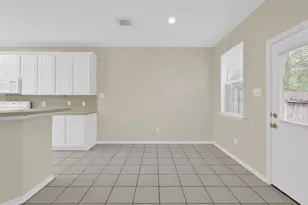 122 N N Camelia Grove Circle, The Woodlands, TX 77382 - Photo 7