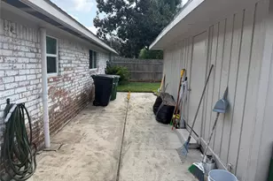 5823 Silver Frst Dr, Houston, TX 77092 - Photo 21