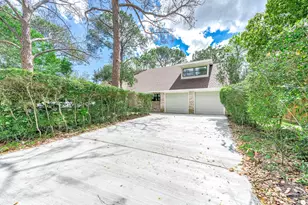 2506 Swan Ct, Houston, TX 77058 - Photo 3