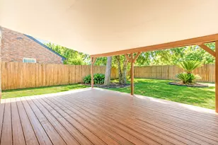 17015 Fording Bridge Dr, Spring, TX 77379 - Photo 17